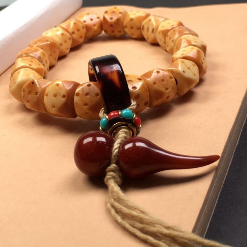 Bone Jadified Old Materials wi - Vintage Collectibles And More recension och pris