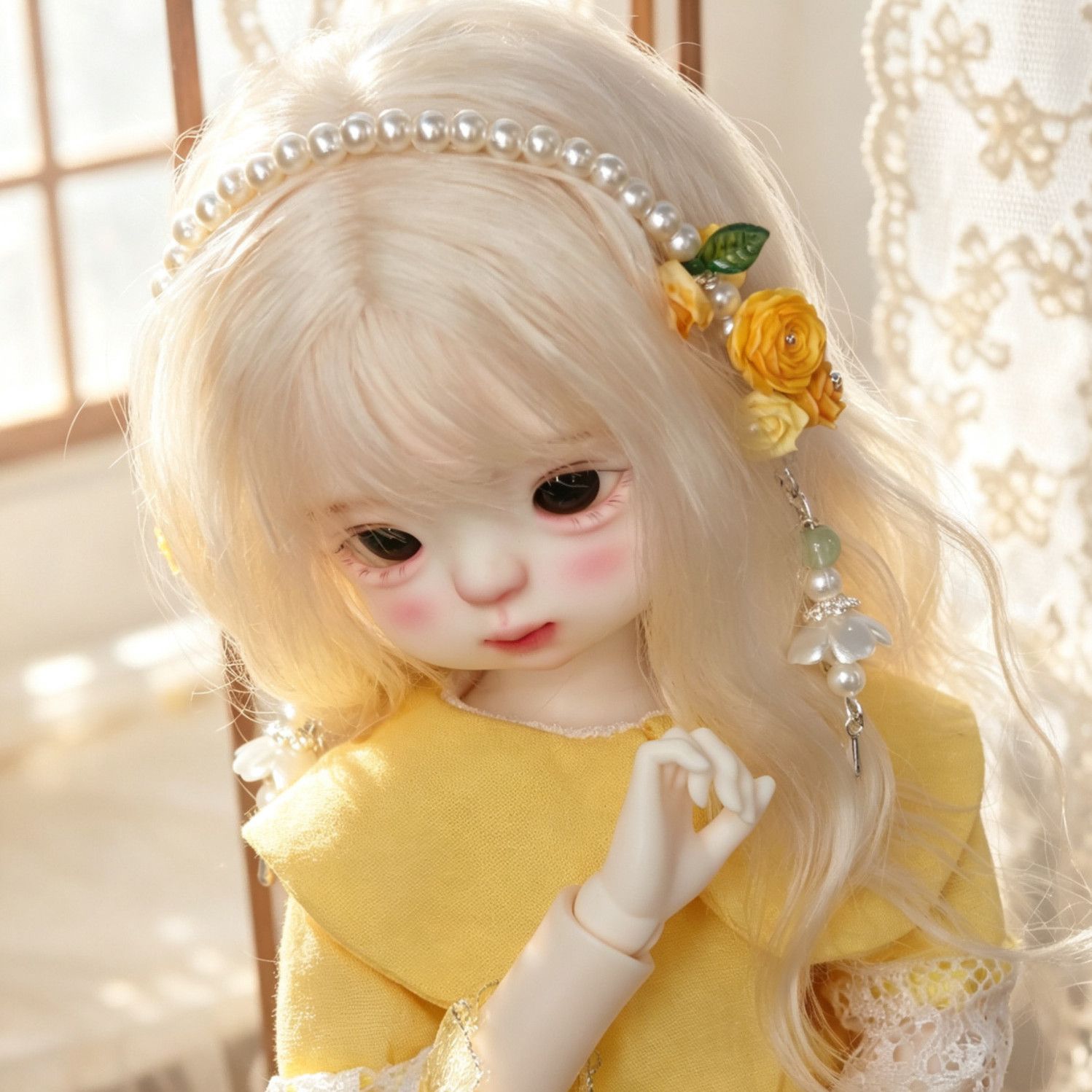 Hand Made Pearl Flower Doll He - Vintage Collectible Accessories recension och pris